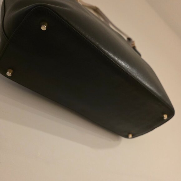 Handbag - Picture 5 of 5